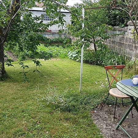 Un Paradis De Verdure En Plein Centre Ville Perigueux Exterior photo